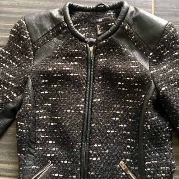 H&M Tweed with vegan leather trim and silver zippers cropped blazer size xs - Picture 4 of 13